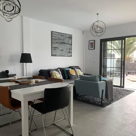 Vila Modern With Sea Views *