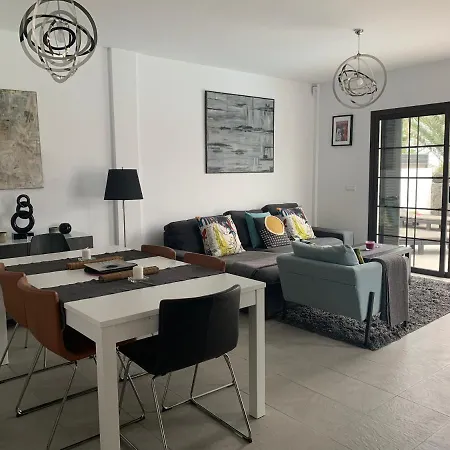 Vila Modern With Sea Views *