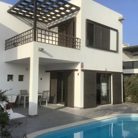 Vila Modern With Sea Views