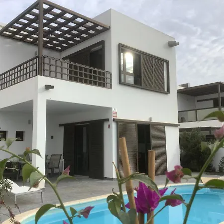 Modern With Sea Views Villa
